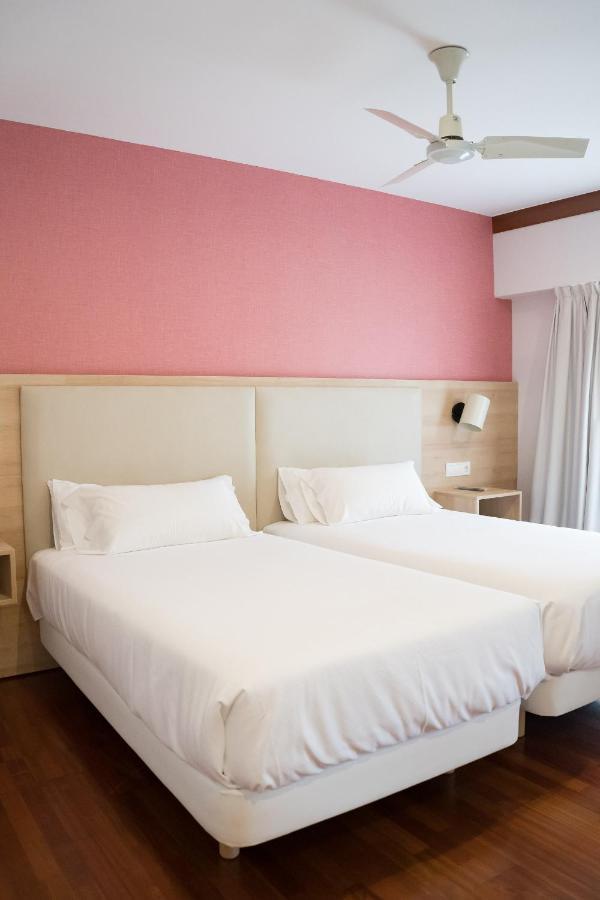 Hotel Parking Miradoiro De Belvis Santiago de Compostela Eksteriør bilde