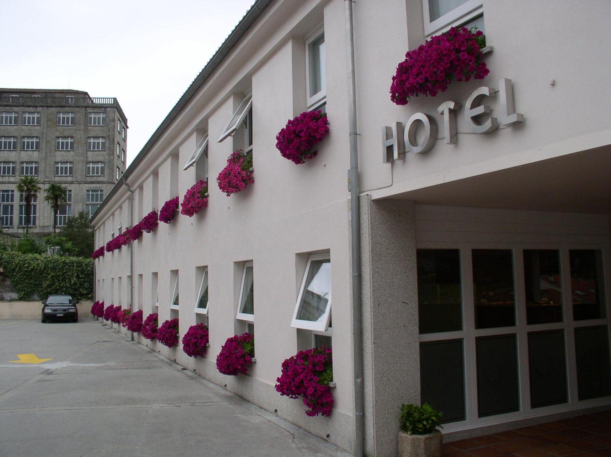 Hotel Parking Miradoiro De Belvis Santiago de Compostela Eksteriør bilde