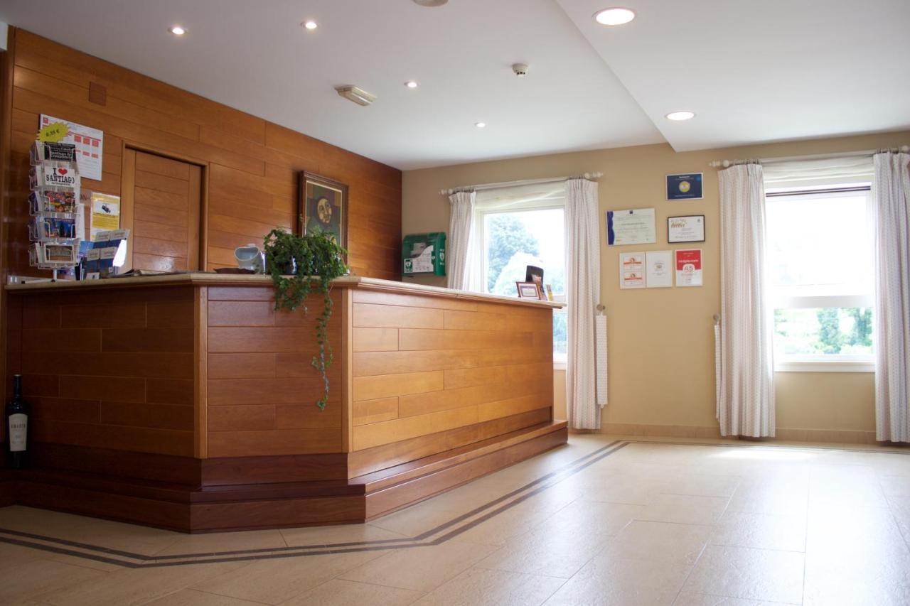 Hotel Parking Miradoiro De Belvis Santiago de Compostela Eksteriør bilde